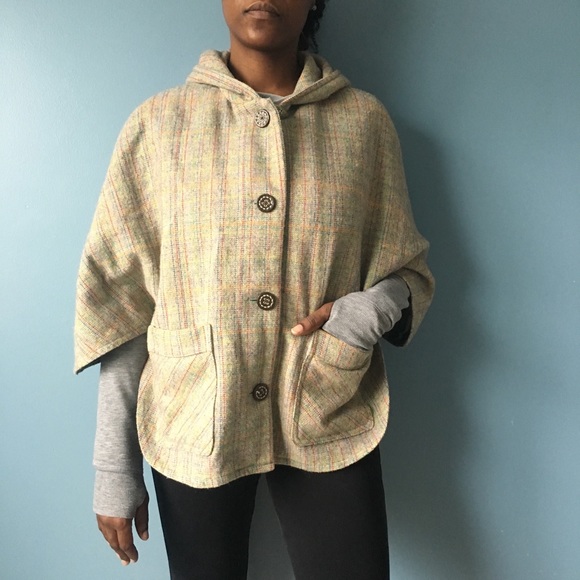 Buttoned Cape - Picture 2 of 6